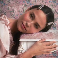 Load image into Gallery viewer, KITSCH - Bridgerton x Kitsch Creaseless Clips in Toile in Bloom