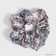 Load image into Gallery viewer, KITSCH - Bridgerton x Kitsch Satin Pillow Scrunchies® in Toile in Bloom