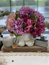 Load image into Gallery viewer, Faux Hydrangea Stems
